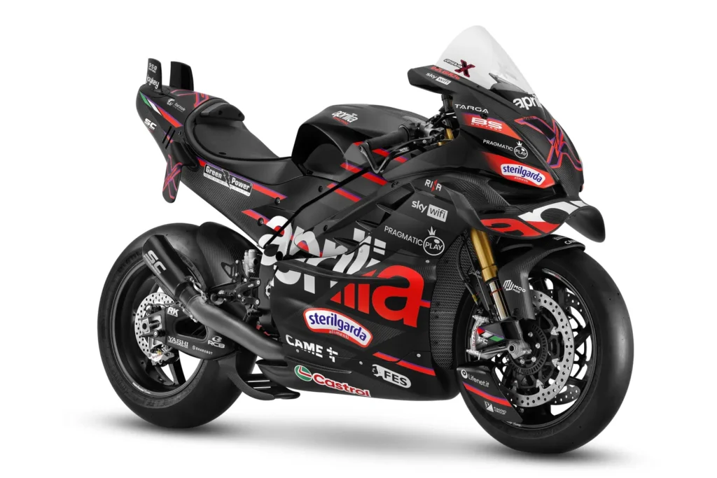aprilia RSV4 X-GP front quarter