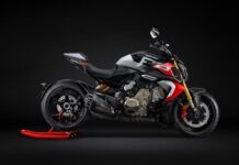 ducati Diavel V4 RS right side