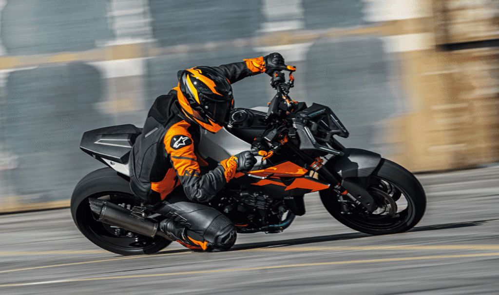 2026 KTM 990 Duke