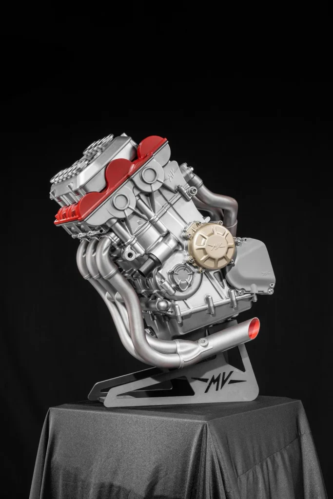 mv-agusta-teases-5-cylinder-engine-concept