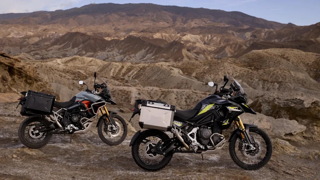 s-2026-triumph-tiger-900-and-1200-alpine-and-desert-edition