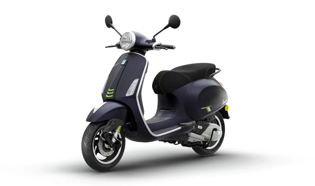2026 Vespa Primavera front quarter