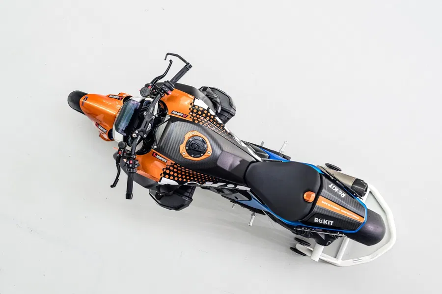 BMW R1300 R Superhooligan