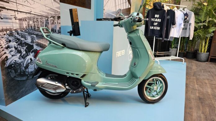 Vespa Tech 80th Special Edition