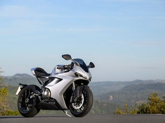 Norton Manx R Wins the Kind of Design Award Superbikes Rarely Get — and the GCC Should Pay Attention